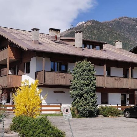 Appartamento Comodo E Curato Per Famiglie Pieve di Cadore Ngoại thất bức ảnh